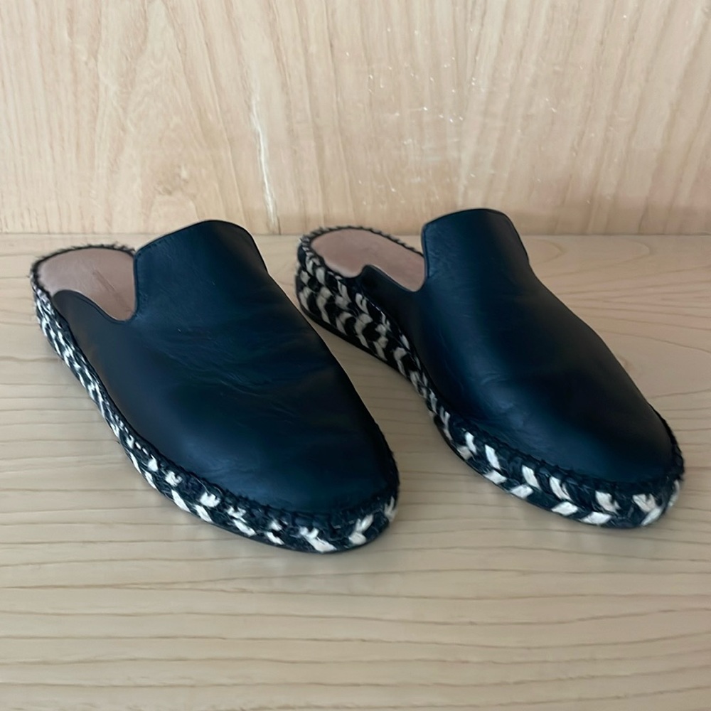 Pure Navy brand espadrilles. Black and white. Size 7.5